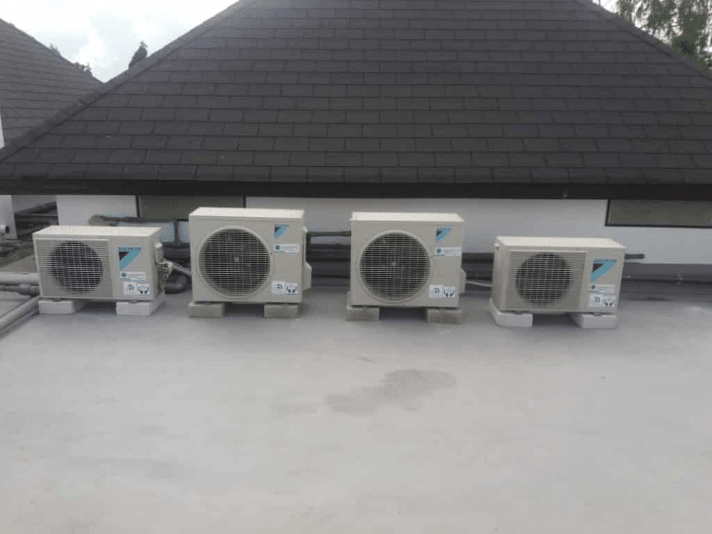 Kontraktor AC Daikin